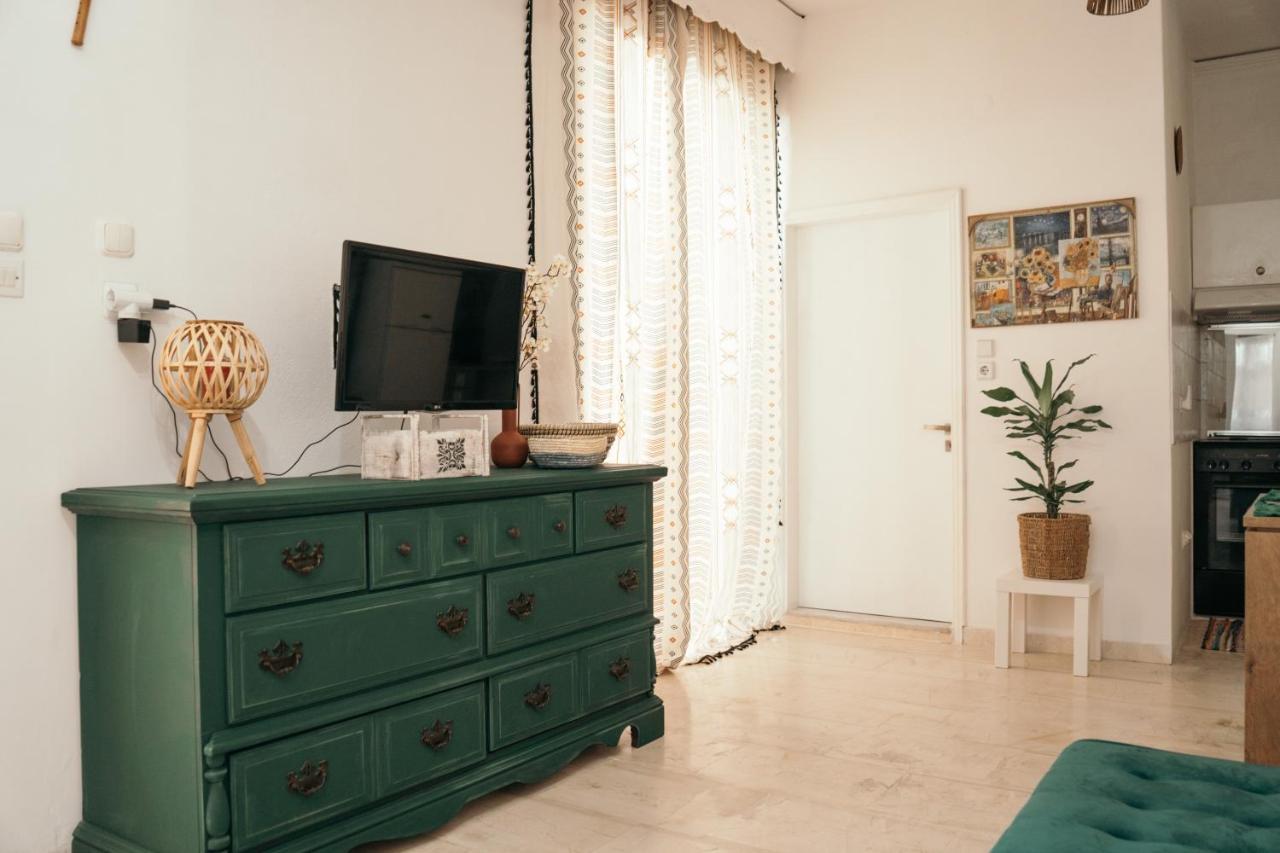 Villager'S Art Apartment Paradeísion Exteriér fotografie